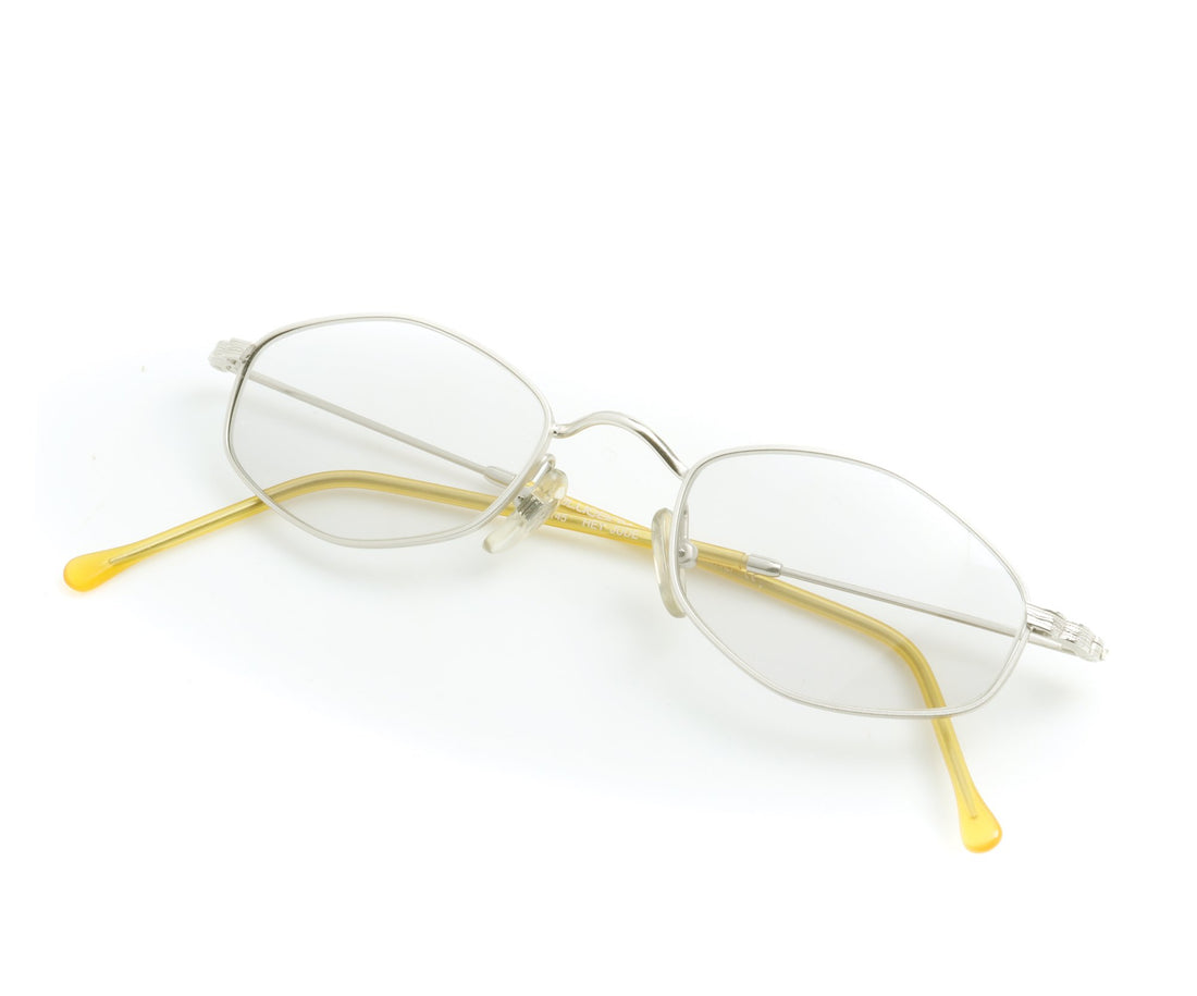 VF Instigator (Smoke Gray)