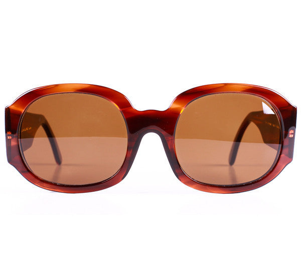 Christian Roth 6557 18 Front