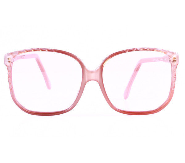 Emmanuelle Khanh 179 CR