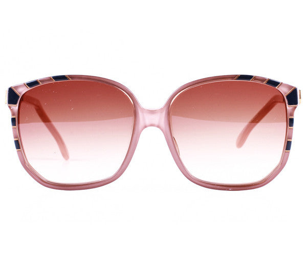 Emmanuelle Khanh 801 84