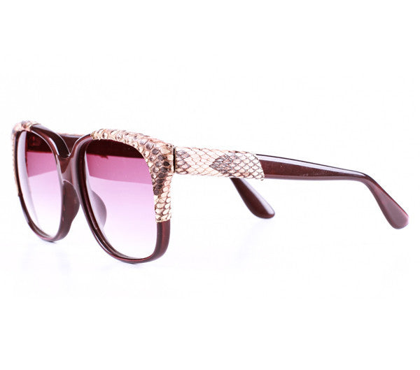 Emmanuelle Khanh 8080 17LS