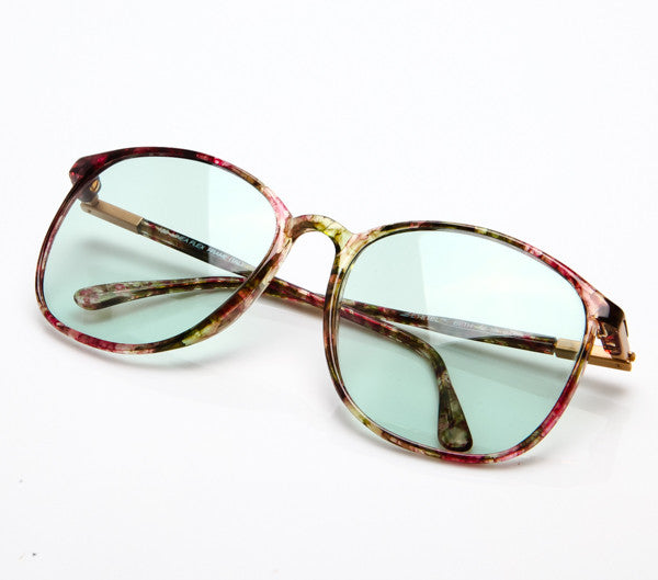 Beth (Light Green) Thumbnail