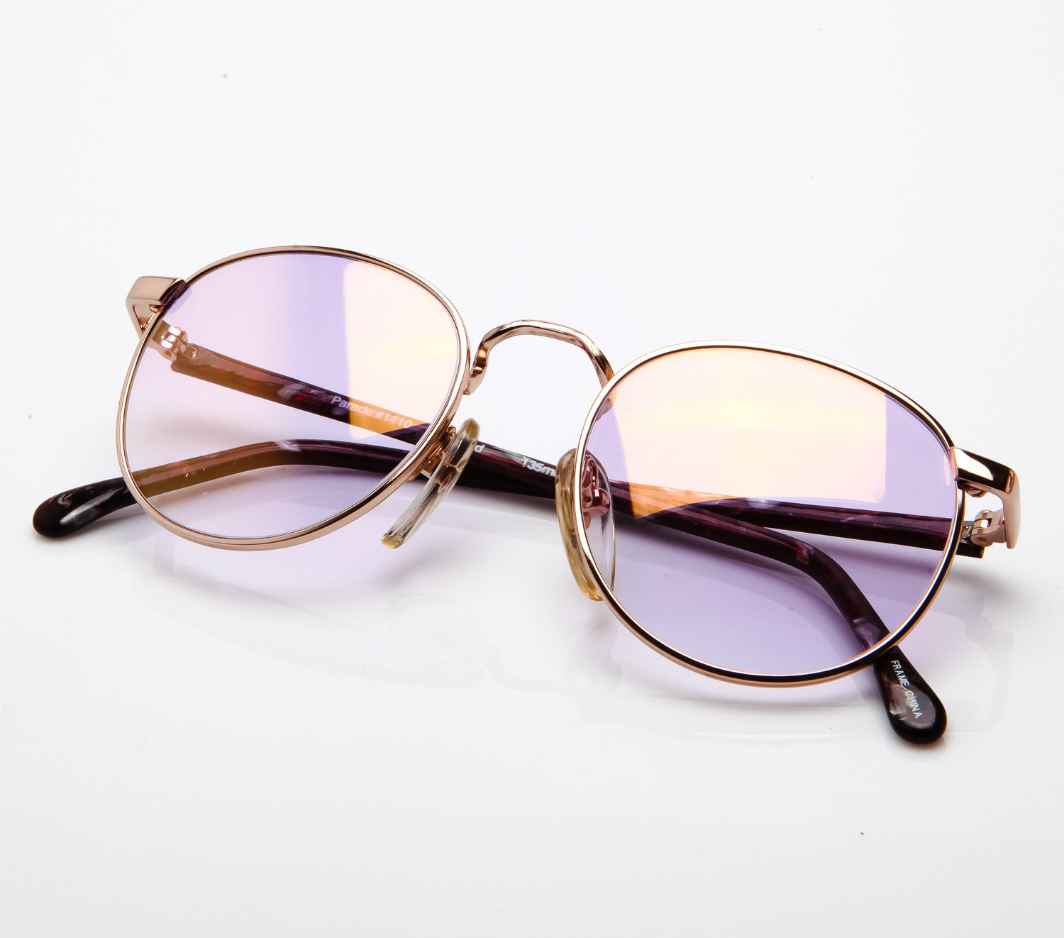 Famous (Lilac Mirror Gradient) Thumbnail