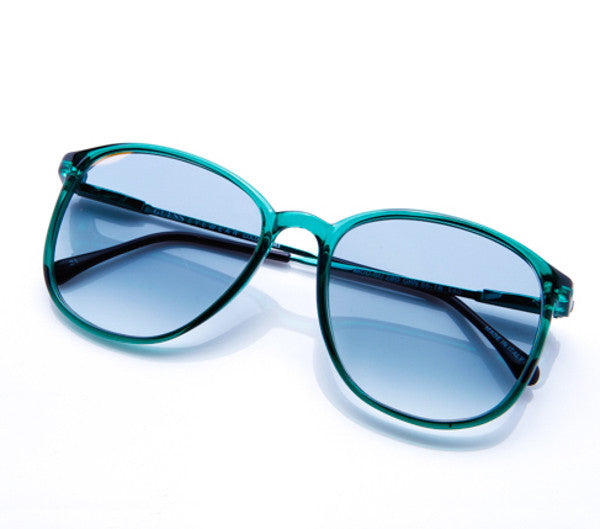 Heidi (Dark Blue Gradient) thumbnail