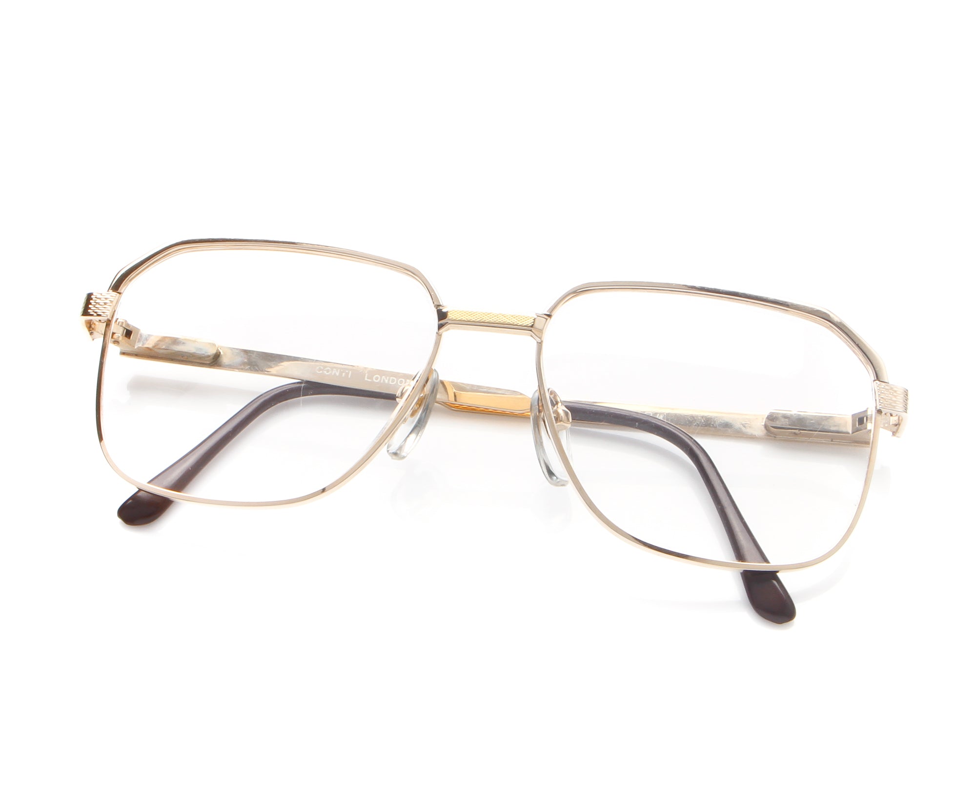 Vintage Hilton 602 Conti Thumb