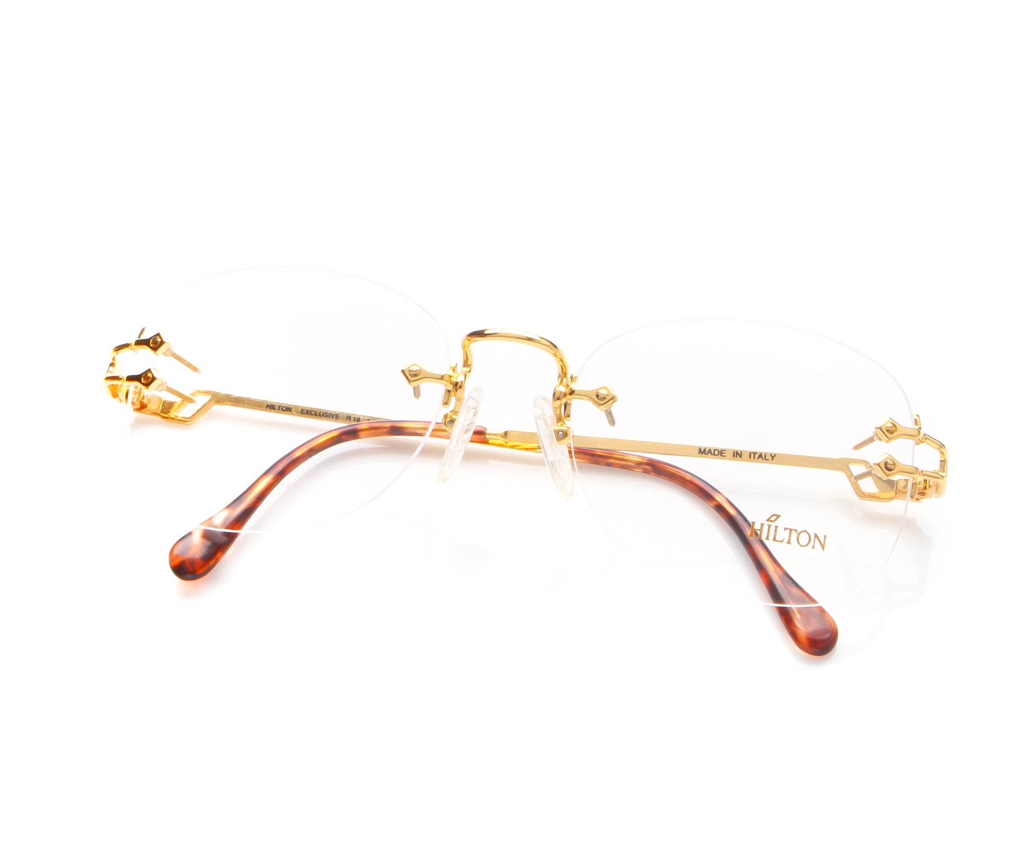 Vintage Hilton Exclusive R18 1 20KT GP Thumb