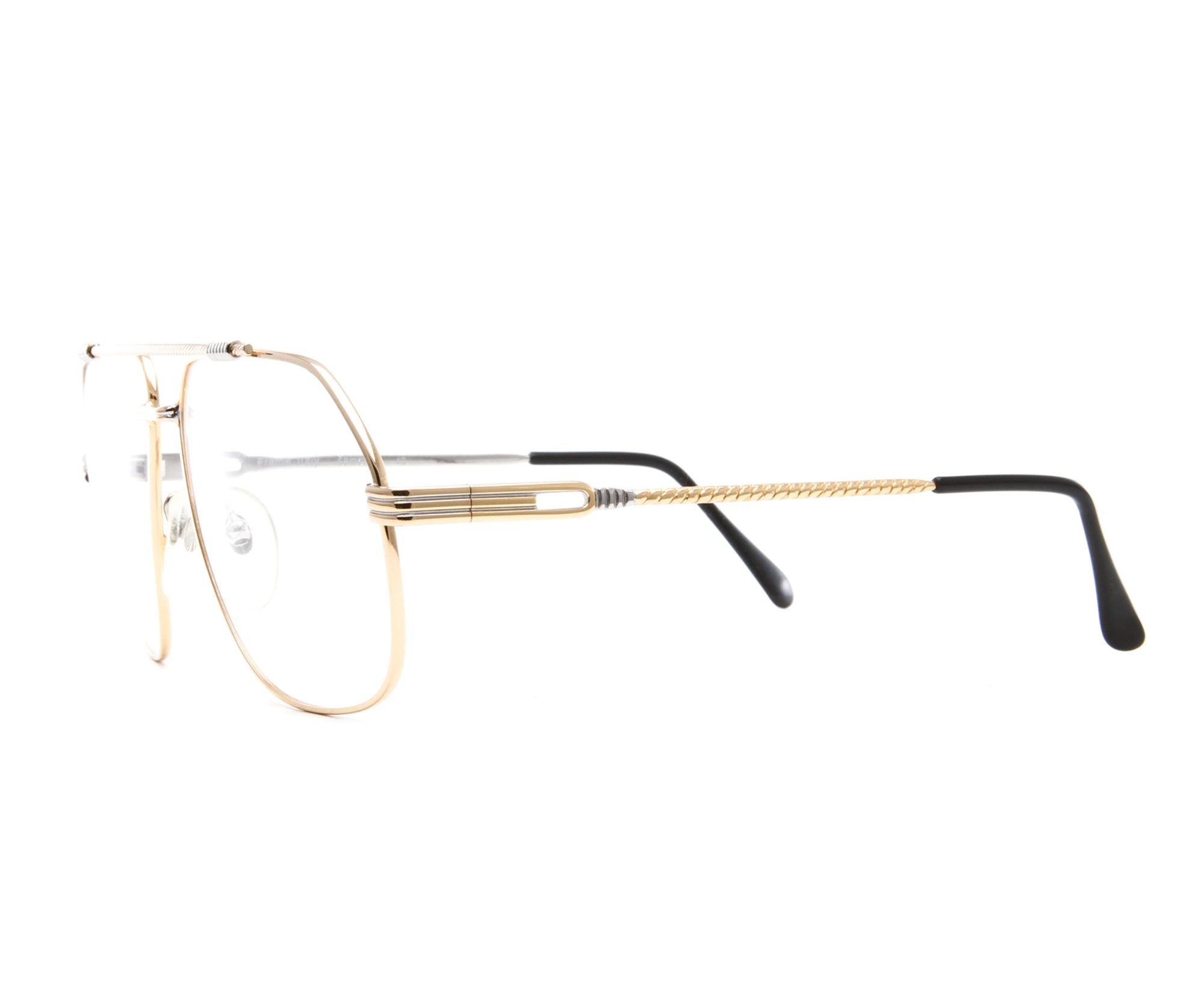 Vintage Hilton Executive 3 49 Side