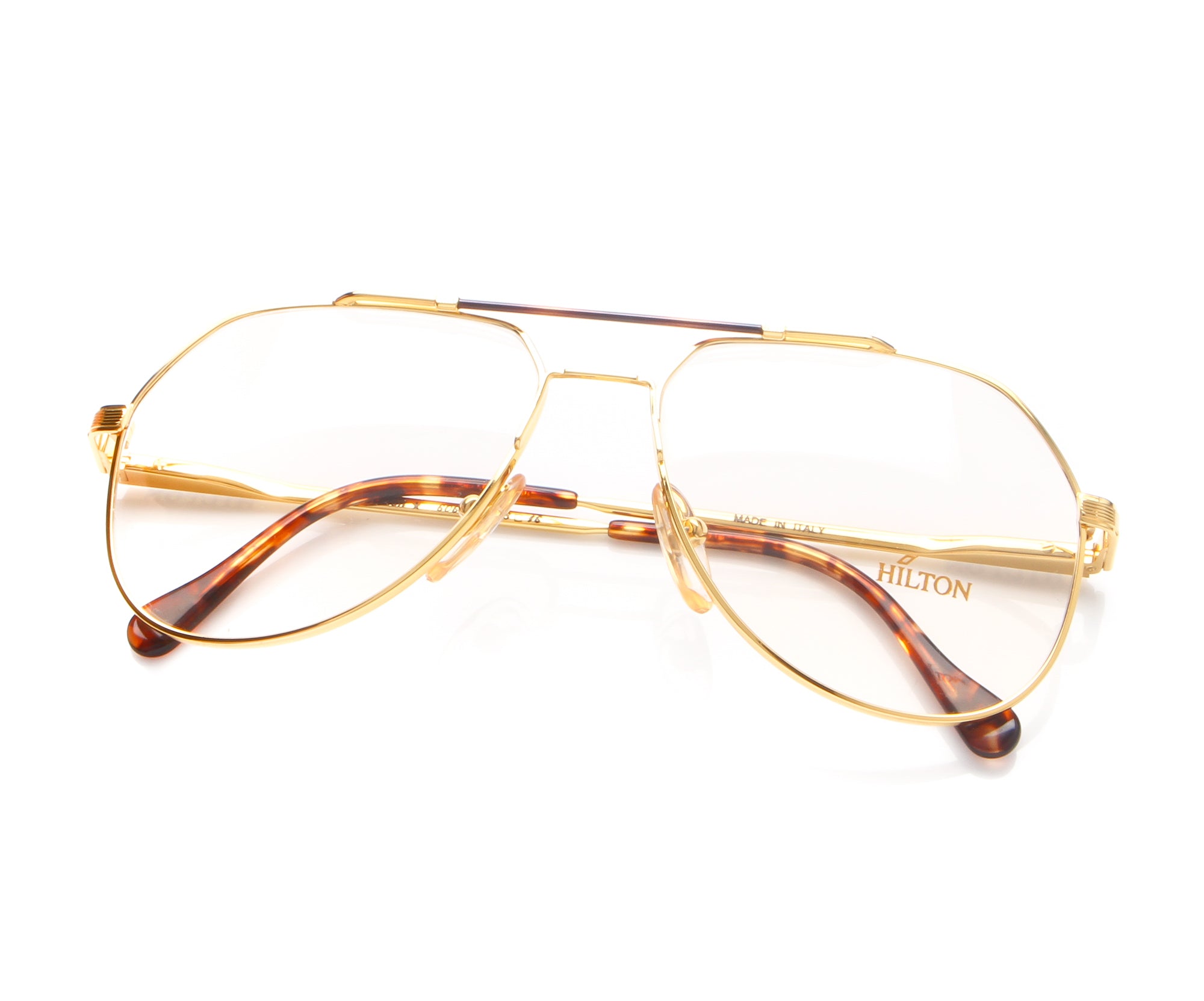 Vintage Hilton 606 1 Thumb