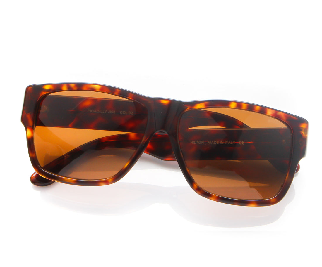 Vintage Hilton Picadilly 953 02