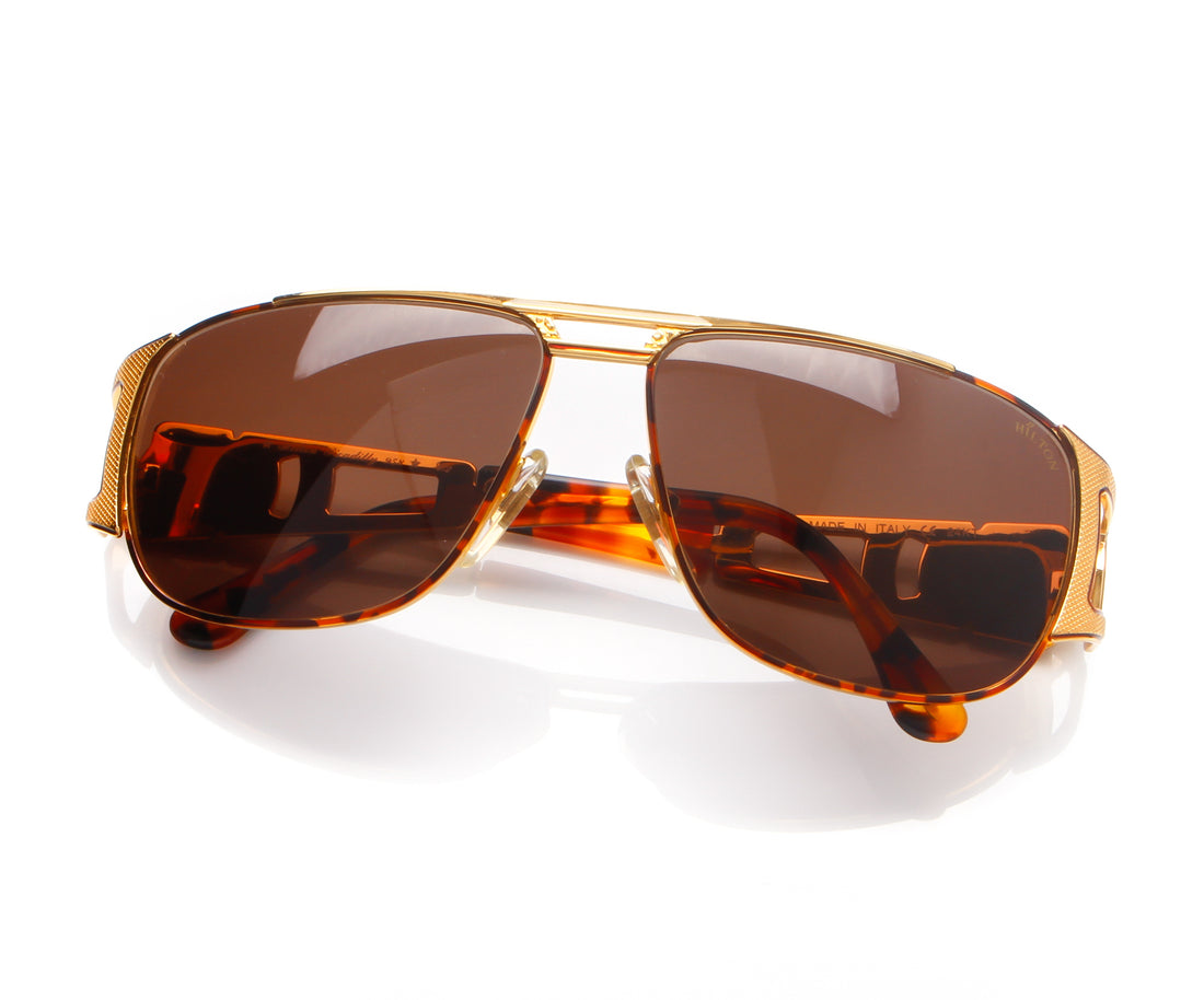 Vintage Hilton Picadilly 958 C2 (Black Solid) Thumbnail