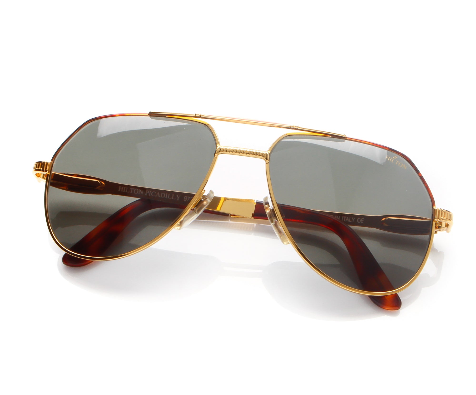 Vintage Hilton Picadilly 973 C2 (Black Solid) Thumbnail