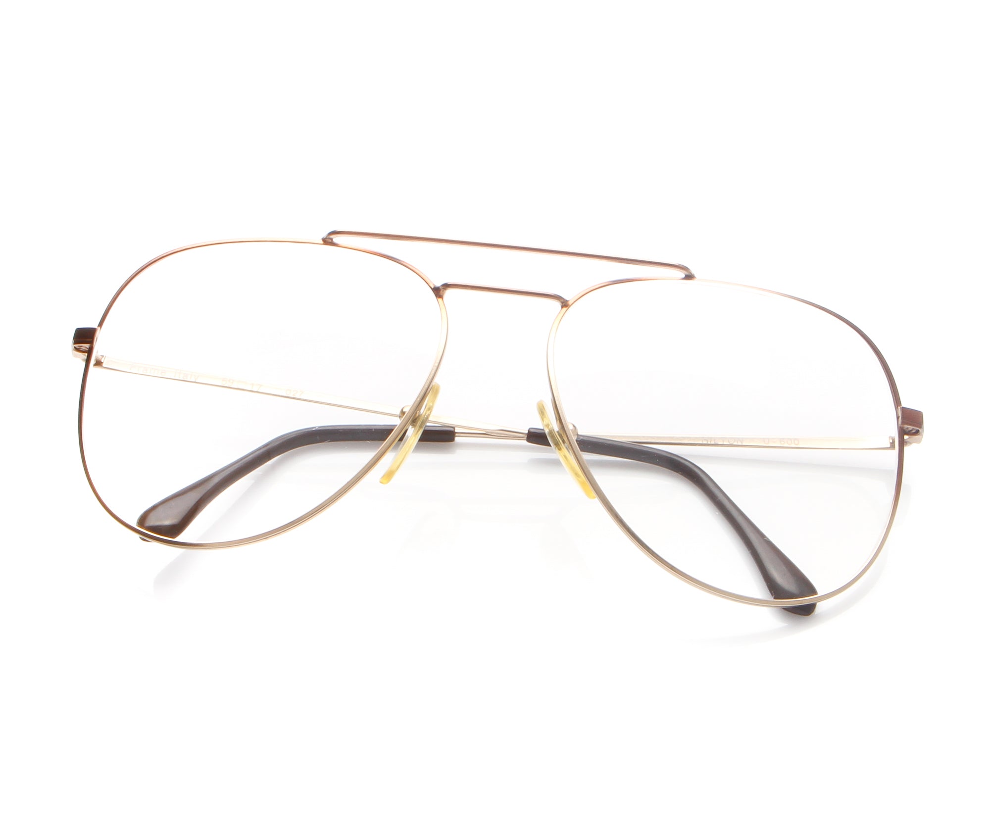 Vintage Hilton U-600 027 Thumb