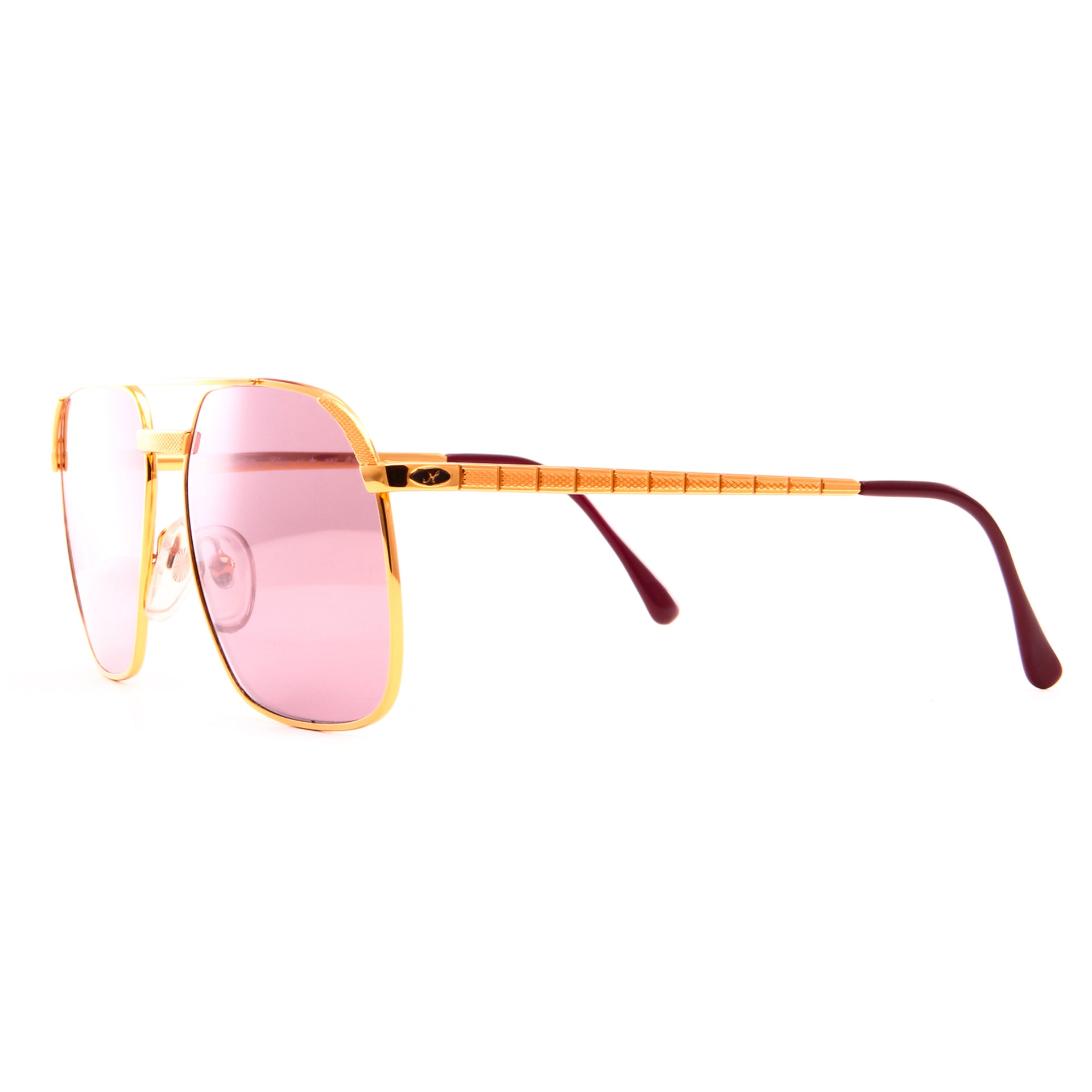 Vintage Hilton Class 10 995 (Purple Solid) Side