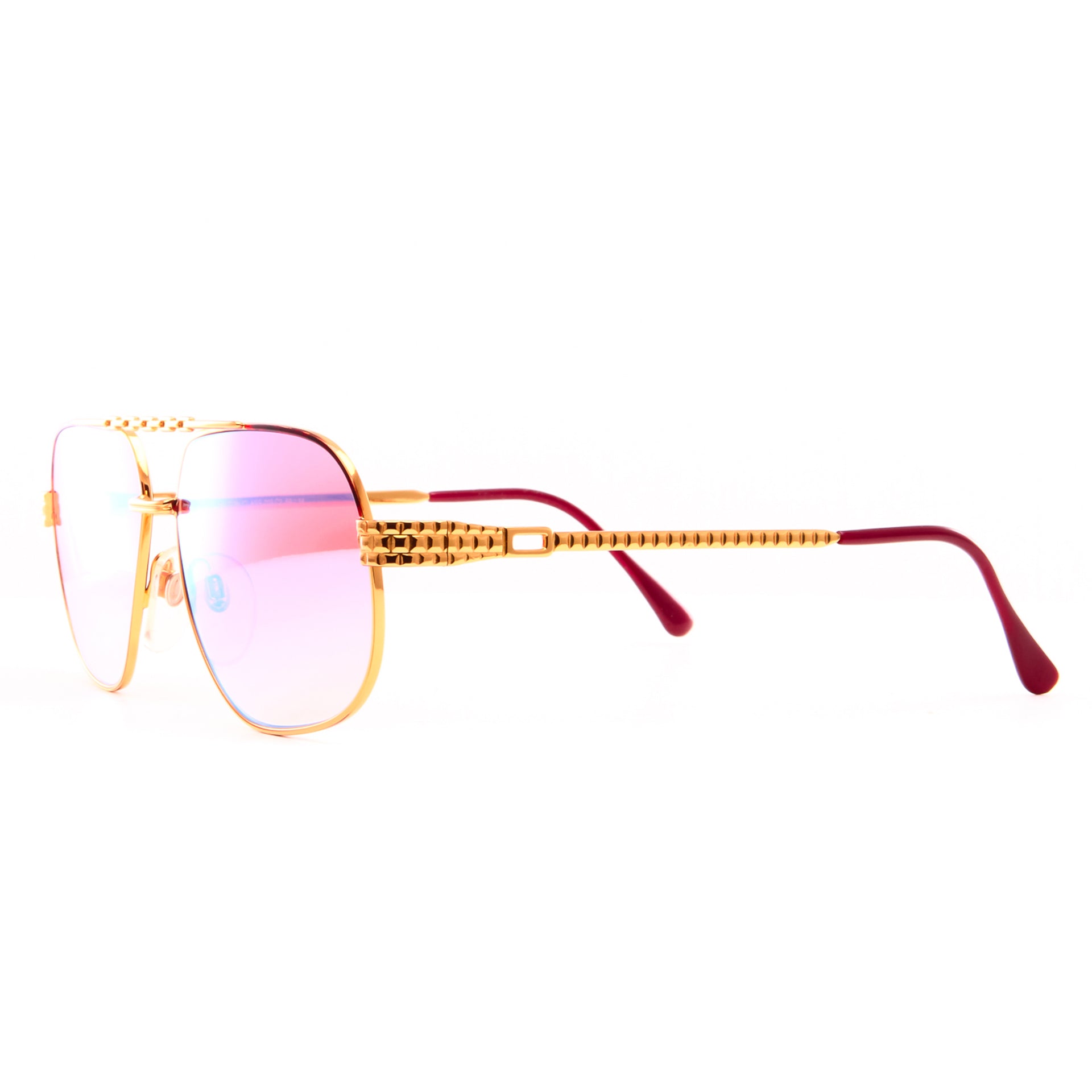 Vintage Hilton Class 703 C2 Side