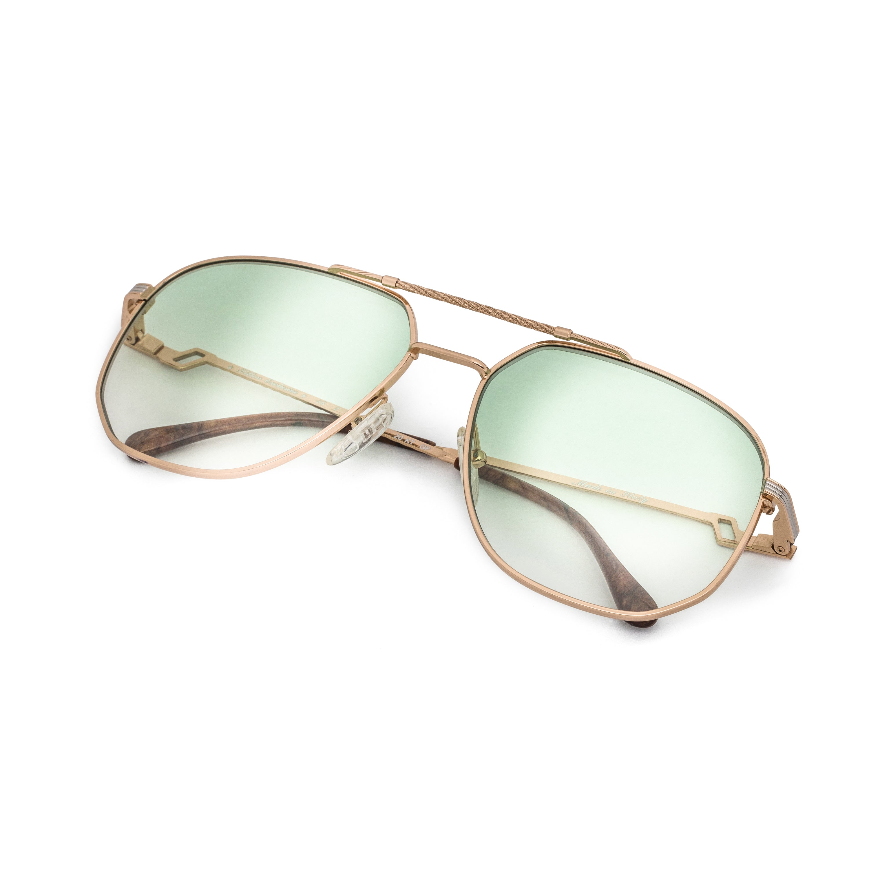 Vintage Hilton Exclusive 14 2 (Pastel Green) Thumbnail