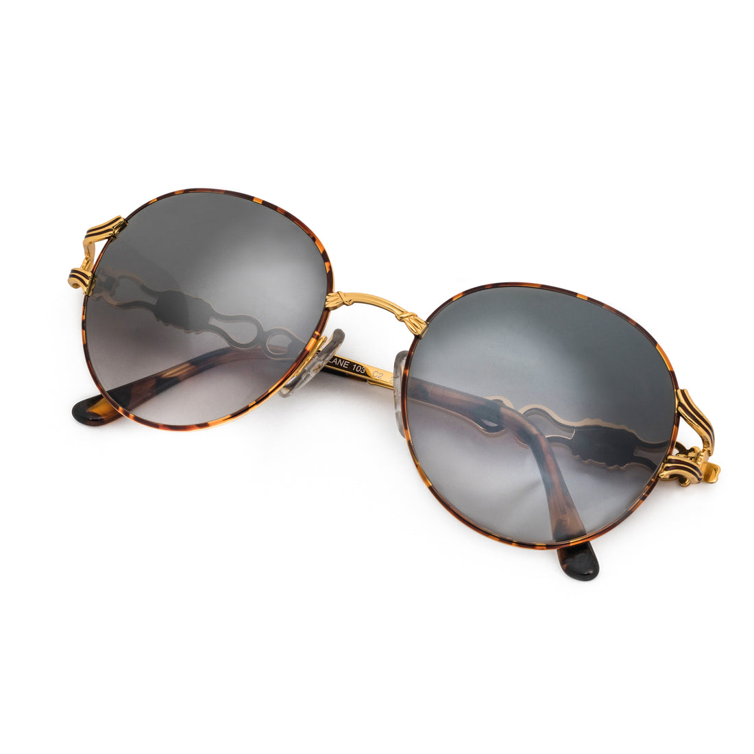 Vintage Hilton Parklane 103 C2 (Black Gradient) Thumbnail