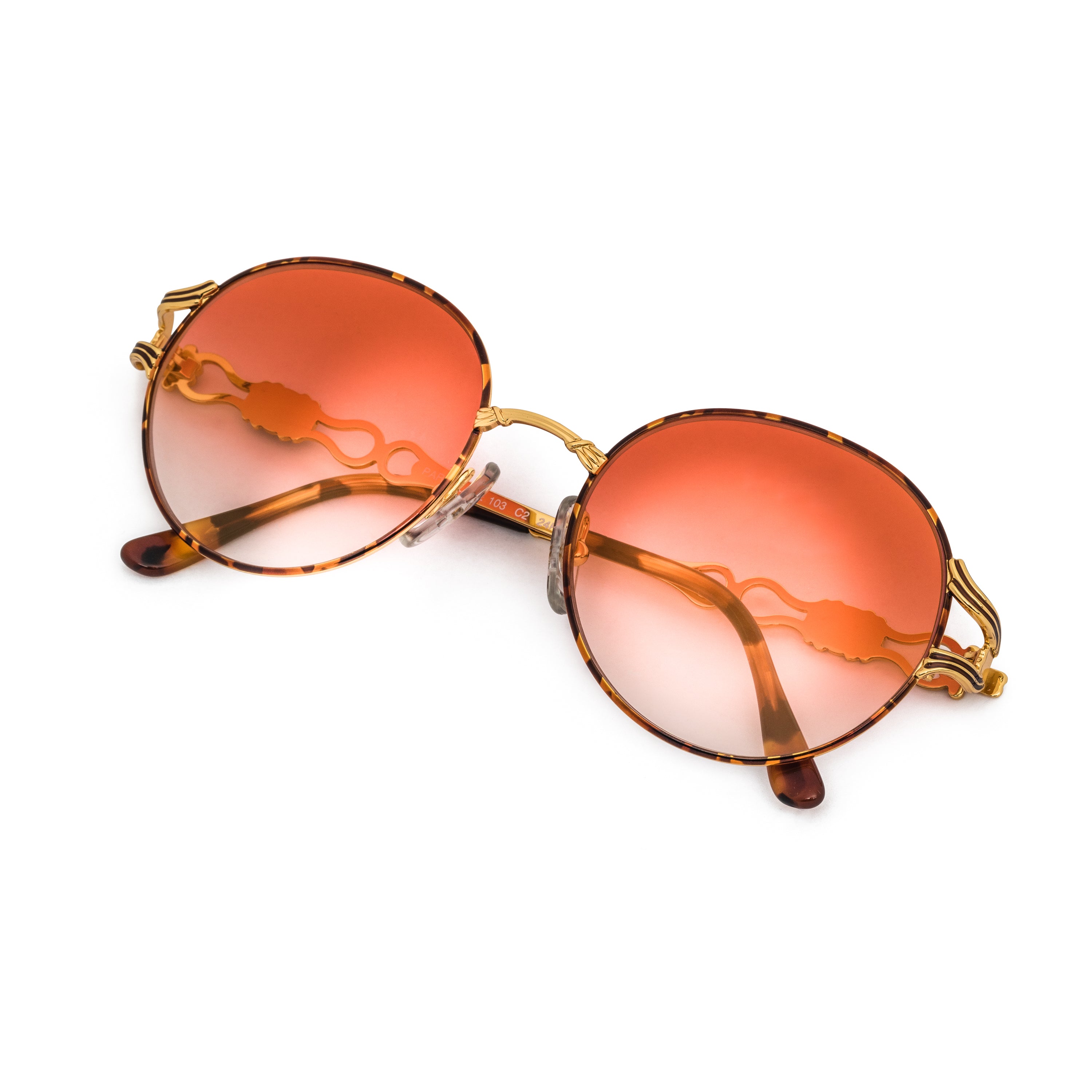 Vintage Hilton Parklane 103 C2 (Red Gradient Flash Gold) Thumbnail