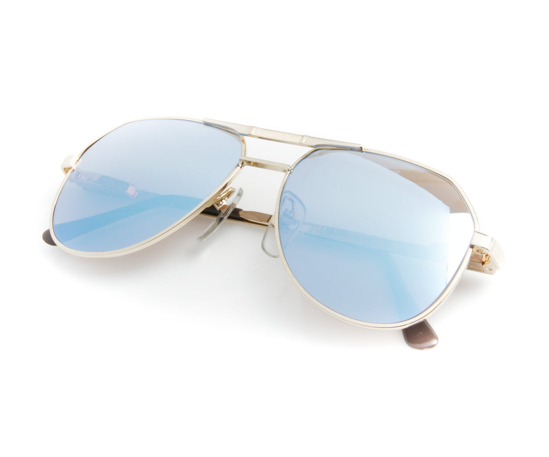 Vintage Hilton S-1 (Light Blue Mirror)