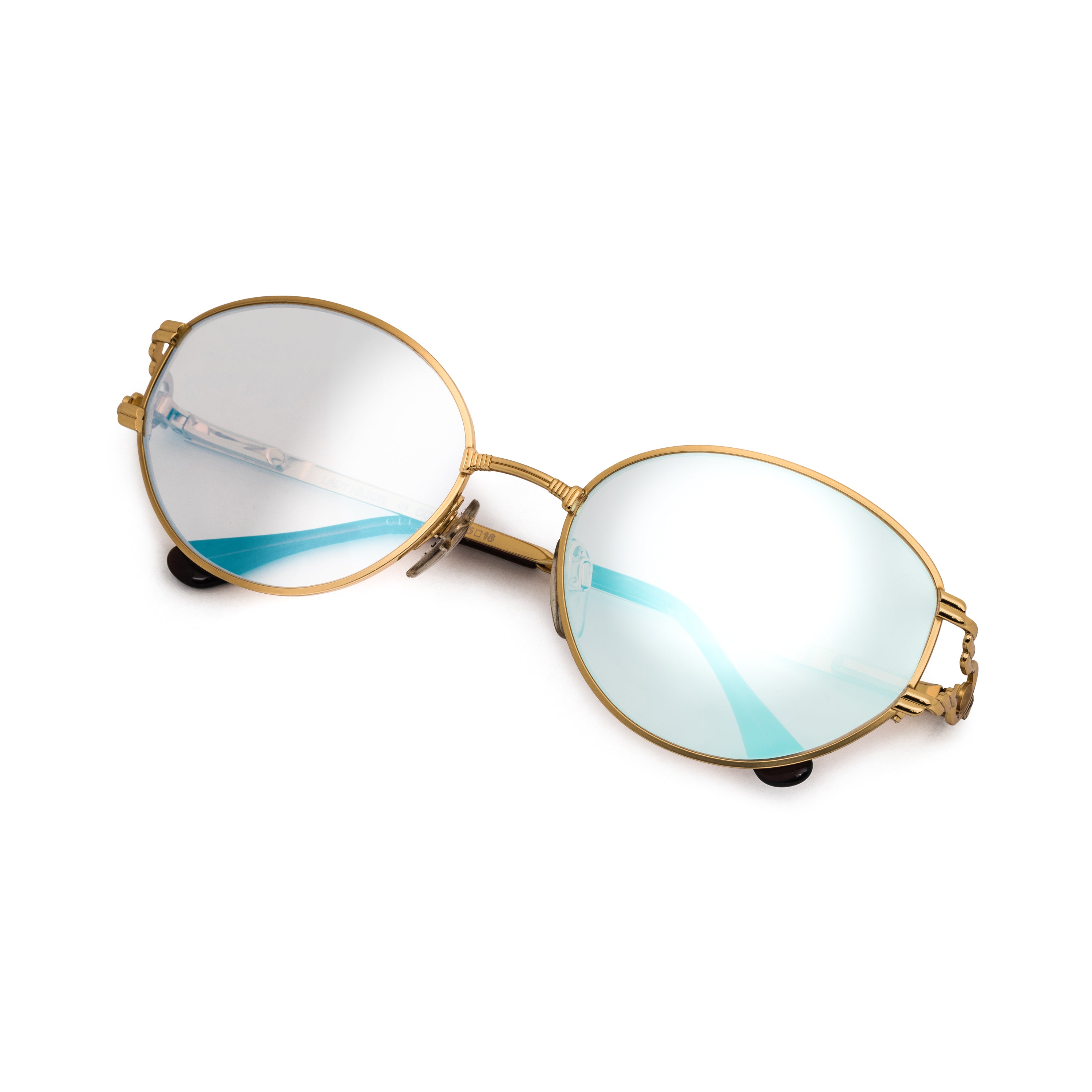 Vintage Hilton Lady Hilton 41 01 (Light Smoke) Thumbnail