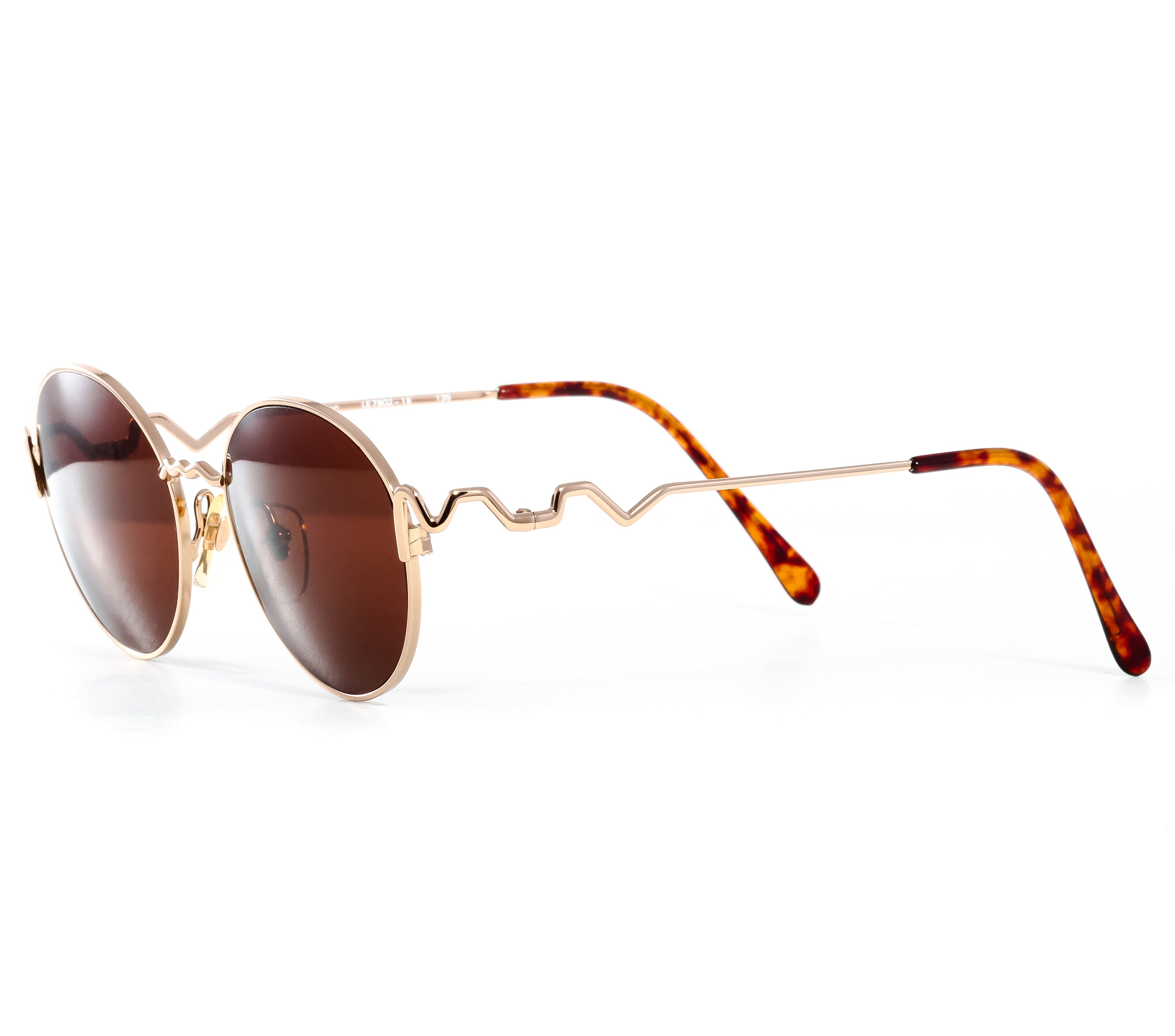 Nikon Lolita Lempicka LE7902 Side