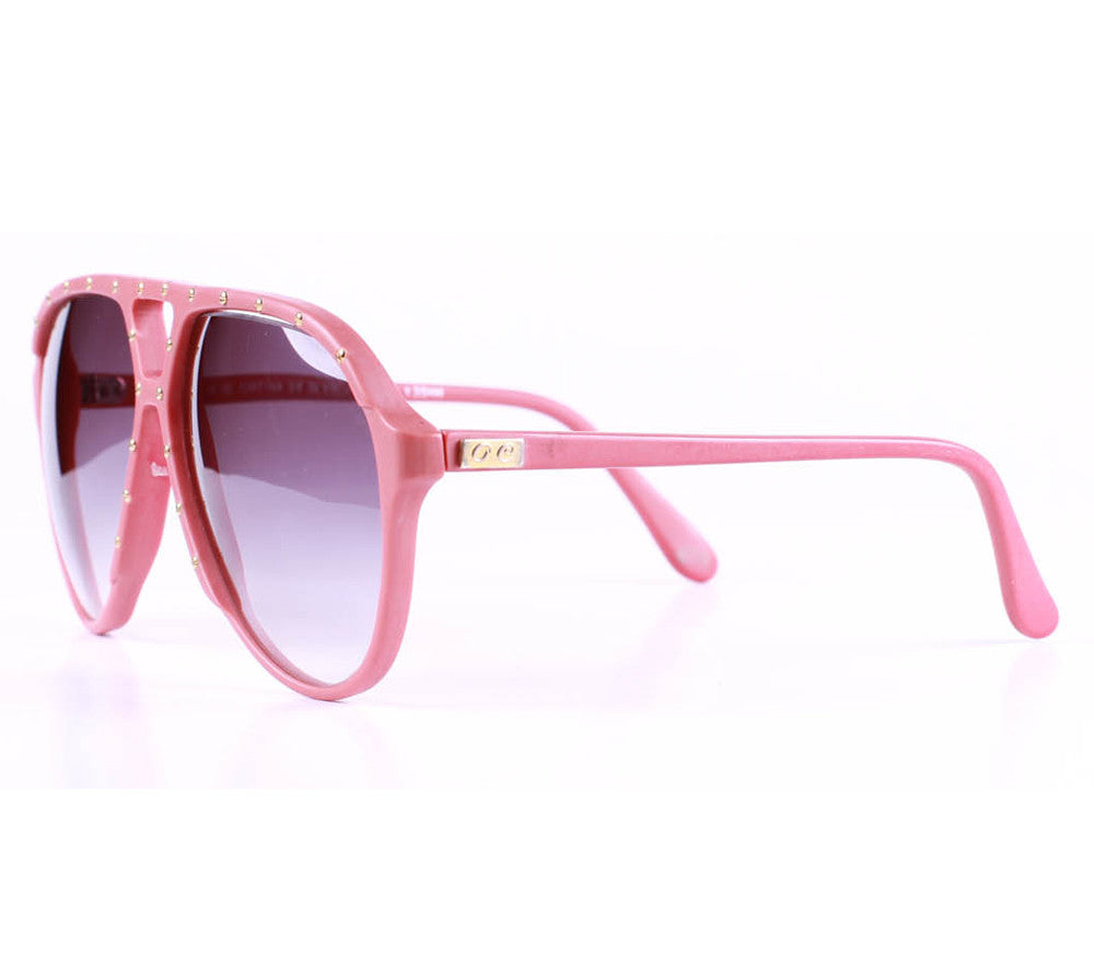 Oleg Cassini 190C Side