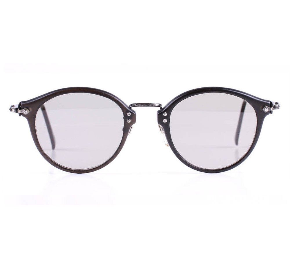 Oleg Cassini 893 Front