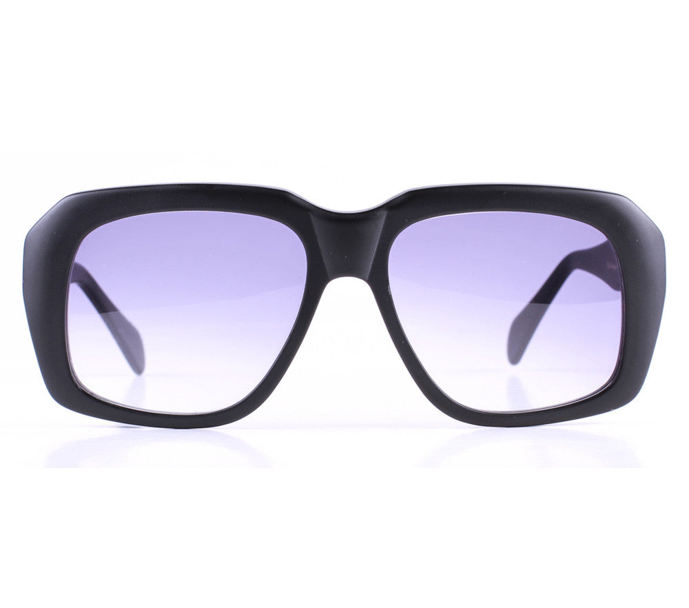 Ultra Goliath I Front