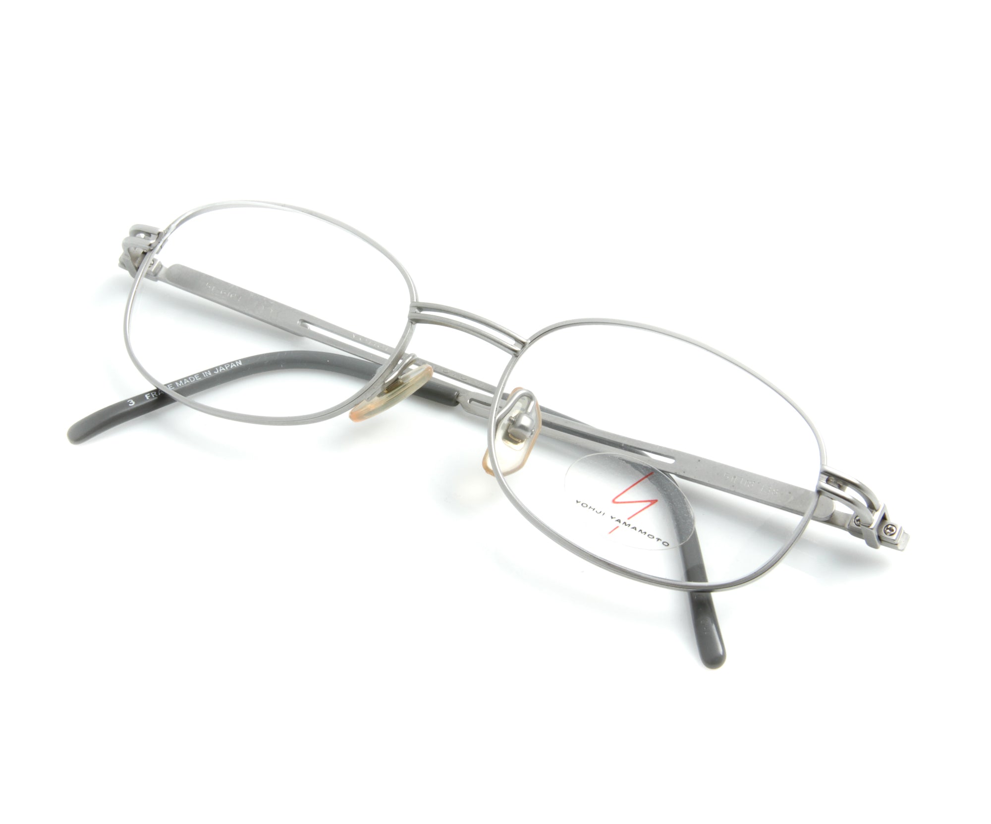 Yohji Yamamoto 51 6104 3 Thumb