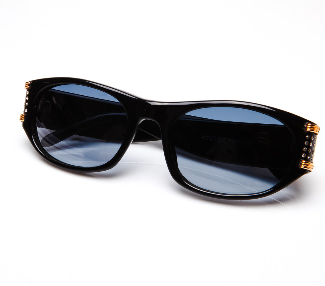 Emmanuelle Khanh 18790 60 16