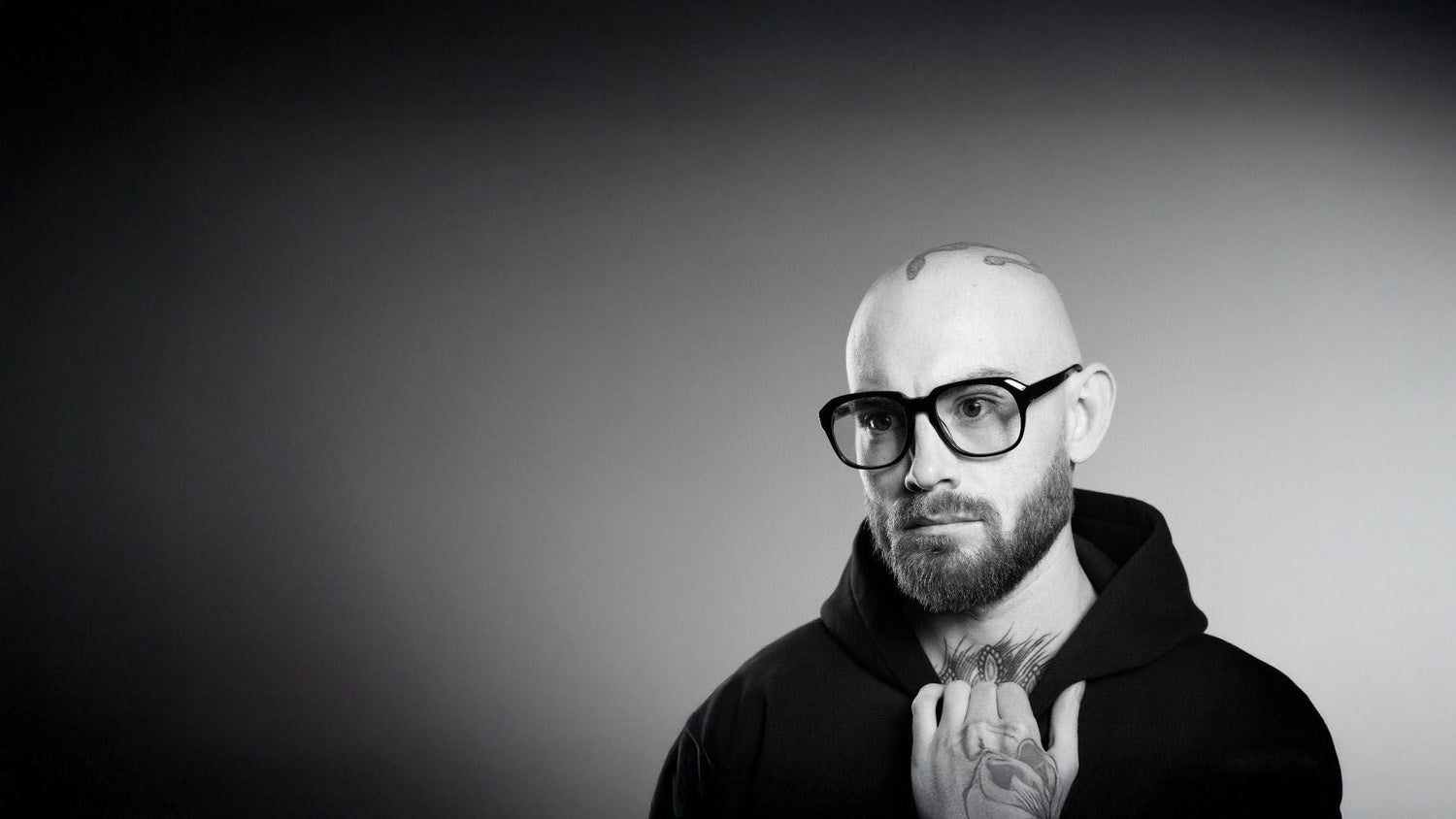 Male Model Wearing Vintage Frames Eyeglasses