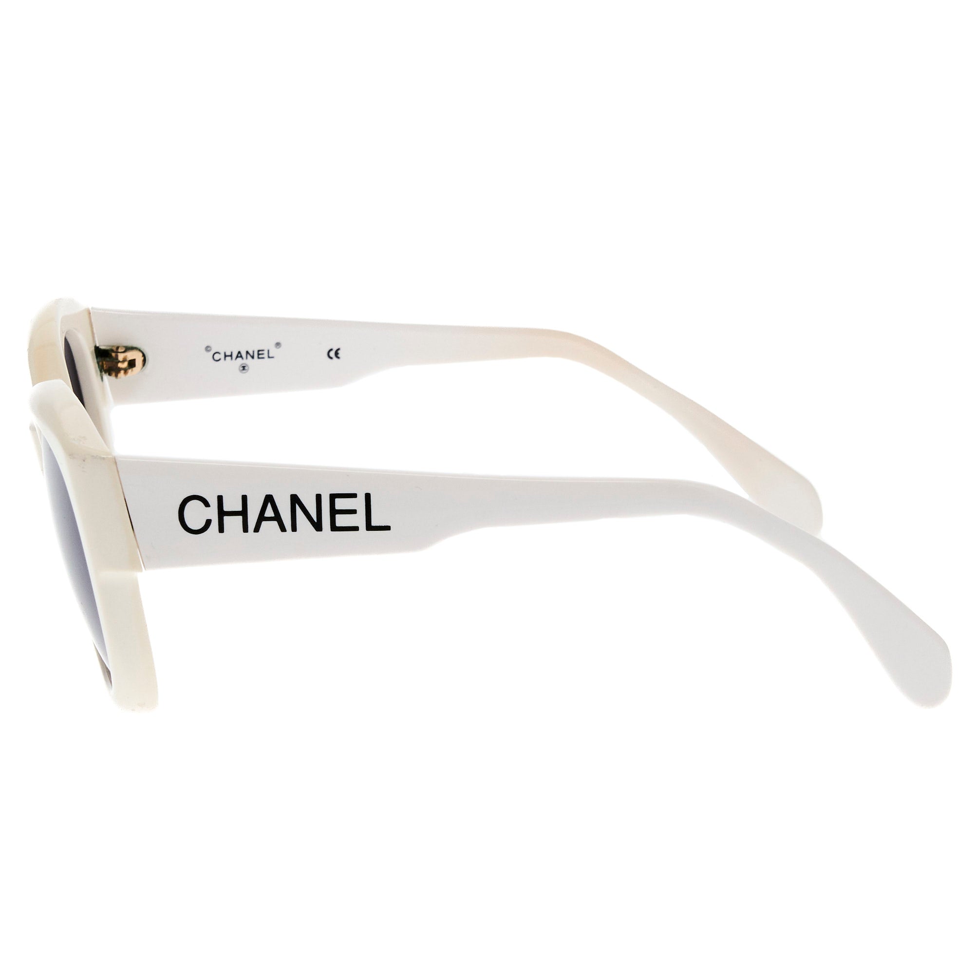 CHANEL シャネル ロゴフレーム サングラス 眼鏡 05247 ホワイト Chanel 05247 10601 – Vintage Frames Company