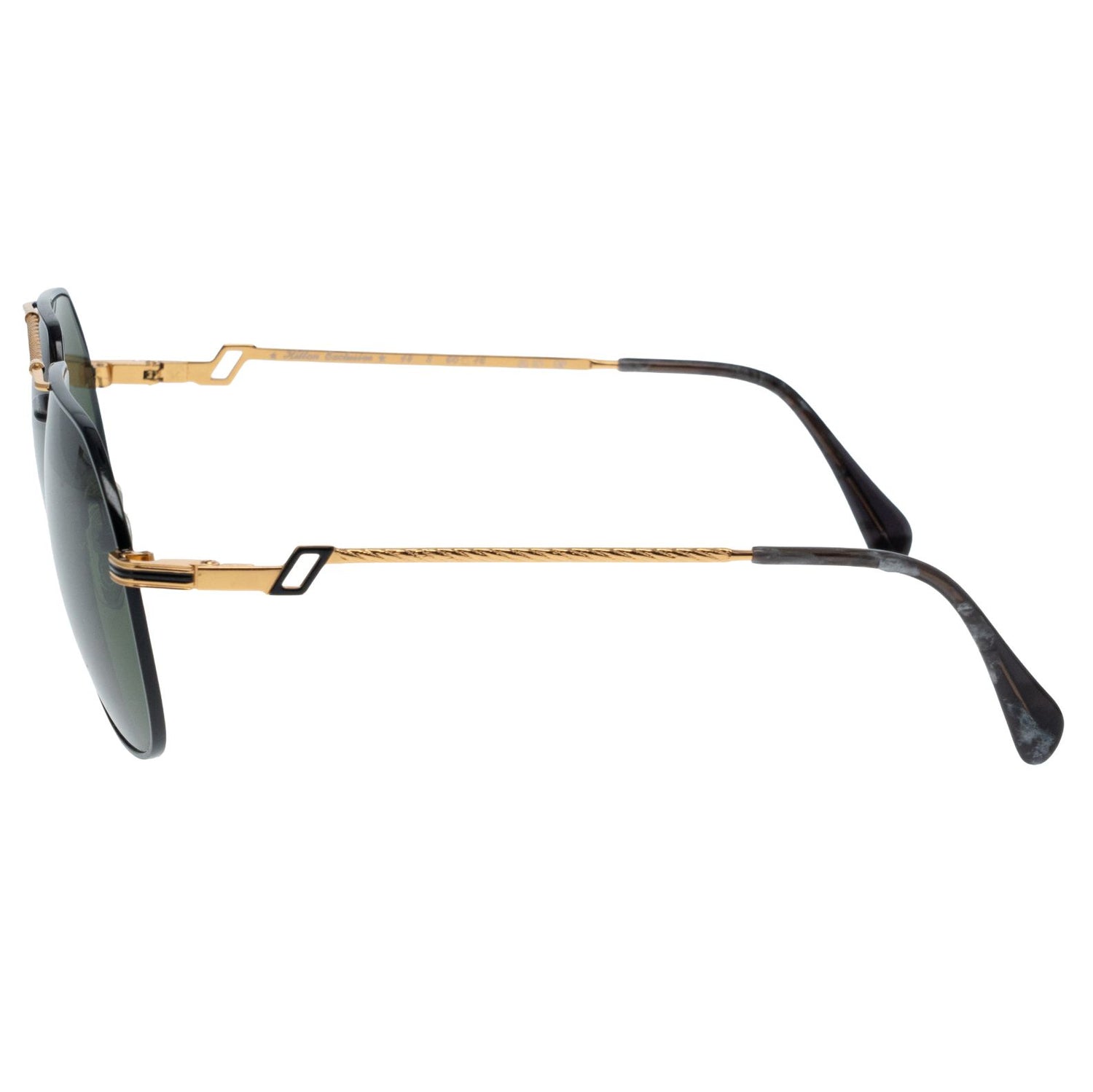 Hilton Exclusive 13 3