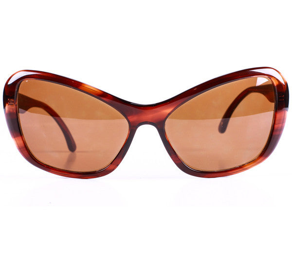 Christian Roth 6560 18 Front