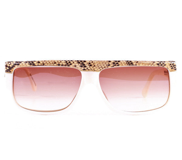 Emmanuelle Khanh 10640 PT78