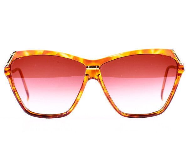 Helena Rubinstein 25 04 Front