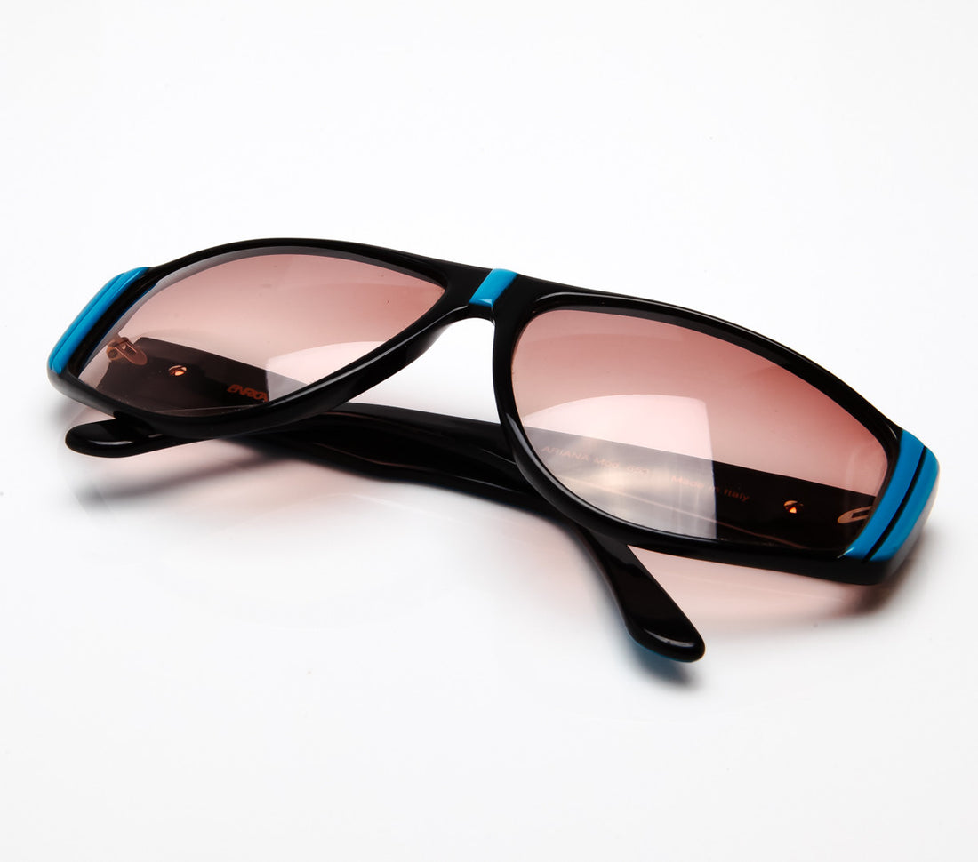 Enrica Massei for Ultra Ariana 652