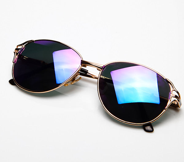 Vanity (Blue Purple Mirror) Thumbnail