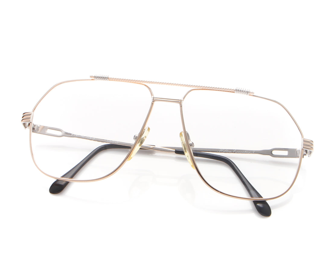 Vintage Hilton Executive 3 49 Thumb