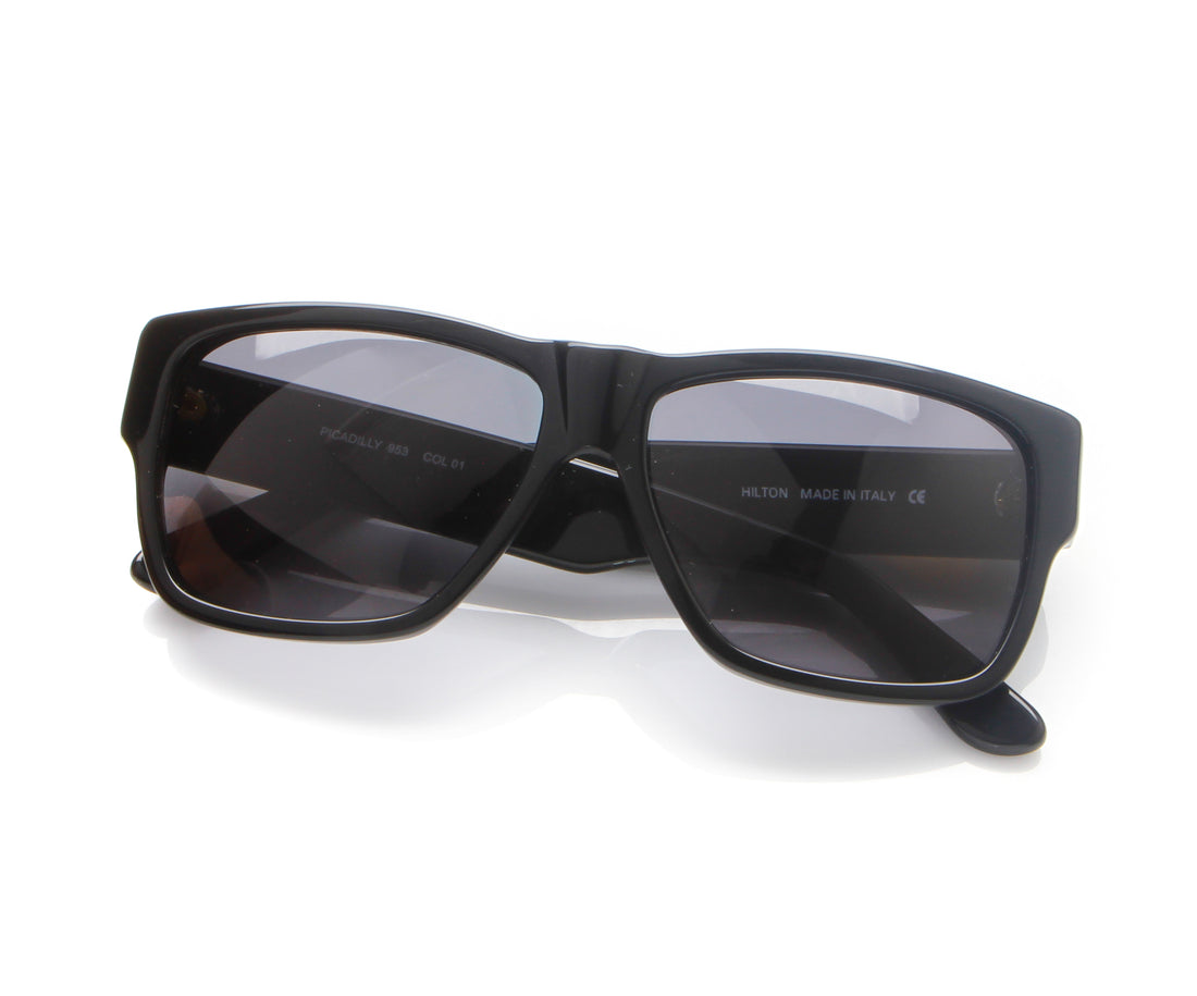 Vintage Hilton Picadilly 953 01 (Black Solid) Thumbnail