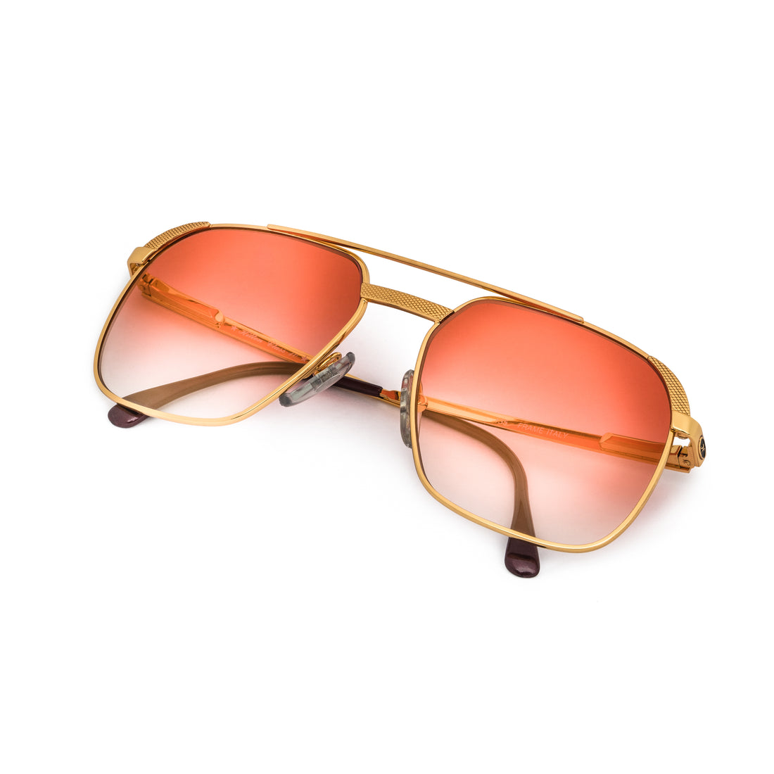 Vintage Hilton Class 10 995 (Red Gradient) Thumbnail