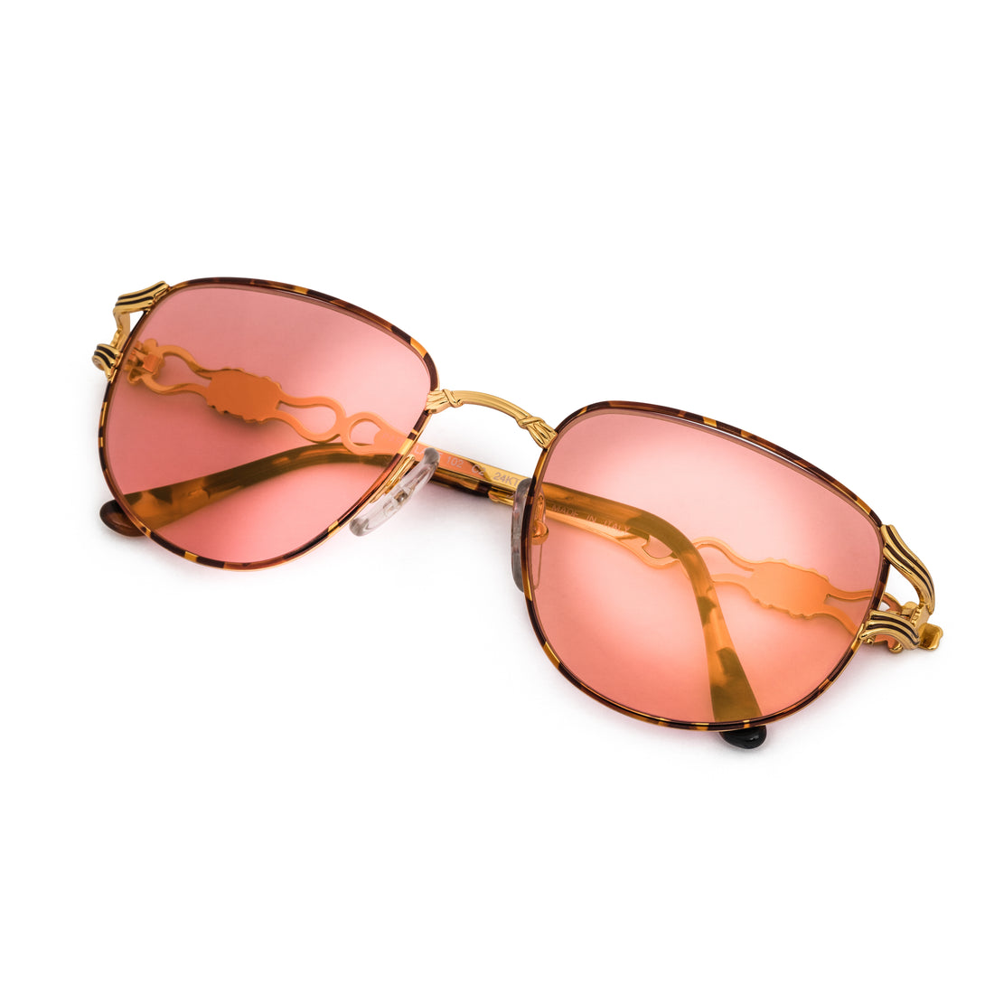 Vintage Hilton Parklane 102 C2 (Candy Red) Thumbnail