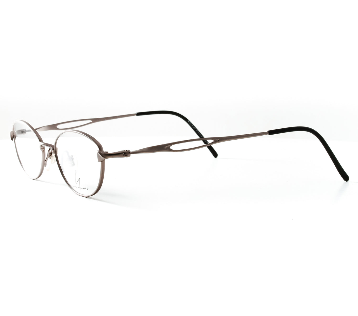 Yohji Yamamoto 51 0010 Side