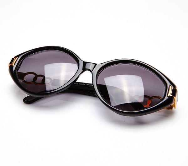 Les Copains Women Black Oval Sunglasses Work It! Black Uni-Sex Oval Sunglasses | Le Specs main image 3